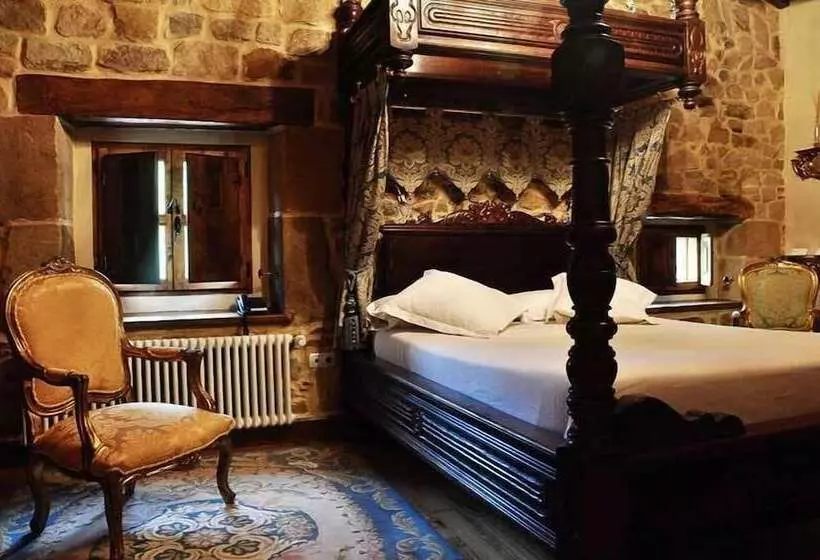 هتل Palacio De Trasvilla