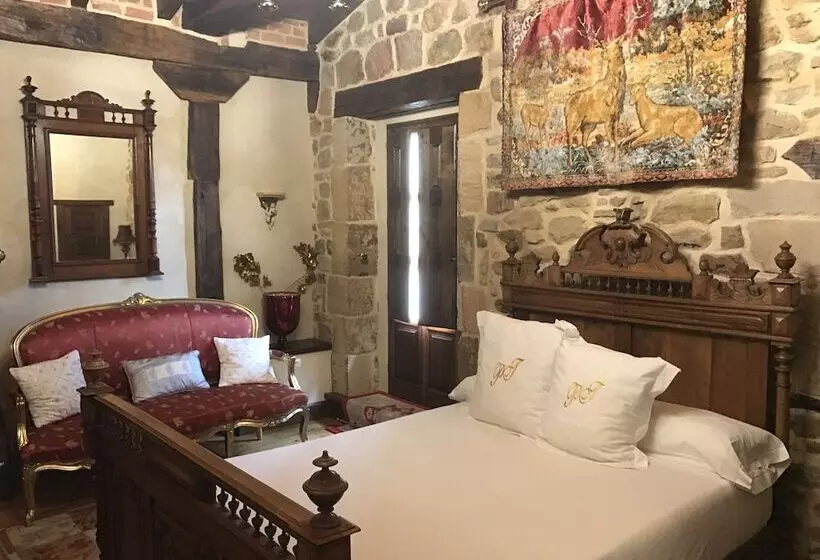 هتل Palacio De Trasvilla