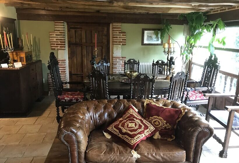 فندق Palacio De Trasvilla