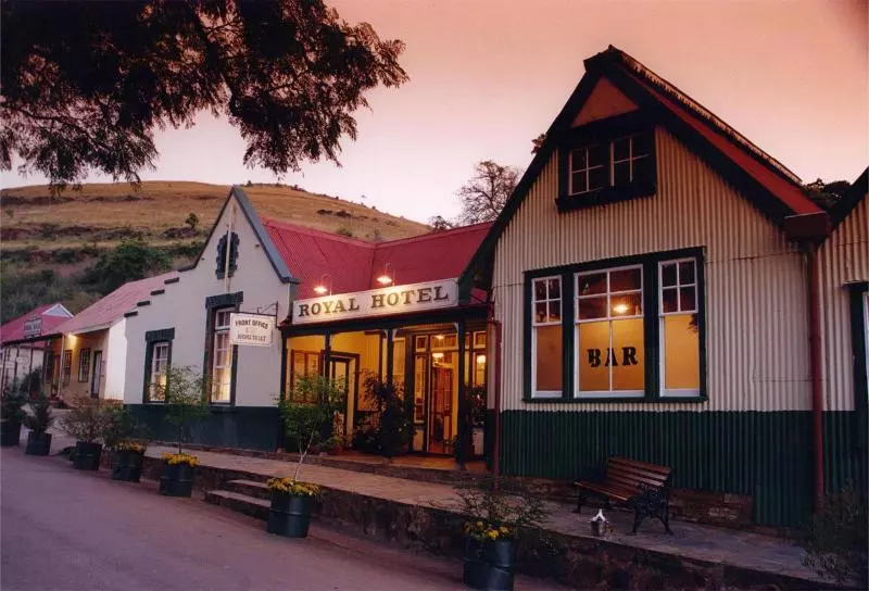 בית מלון כפרי The Royal