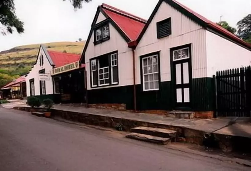 בית מלון כפרי The Royal