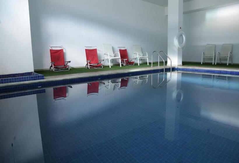 בית מלון כפרי Premier Inn Tuxtla