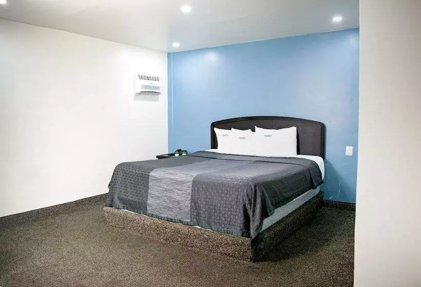 ホテル Villas De Santiago Inn