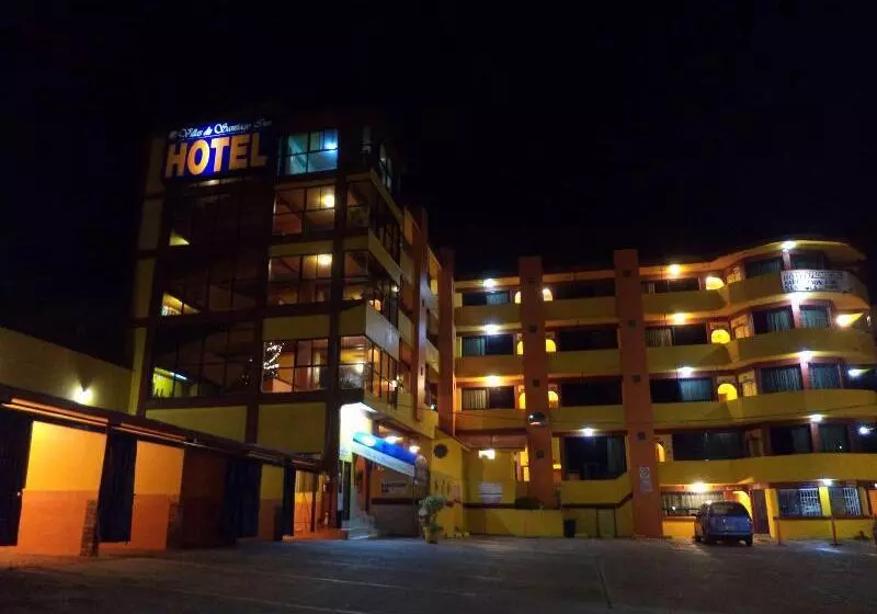 ホテル Villas De Santiago Inn