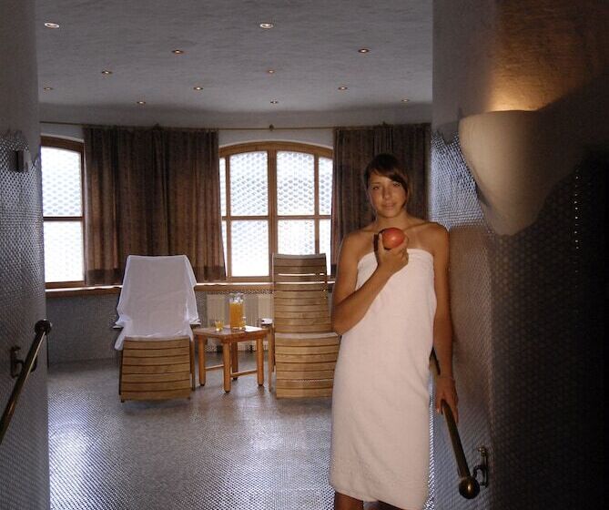 호텔 Weiler   Aktiv & Tradition