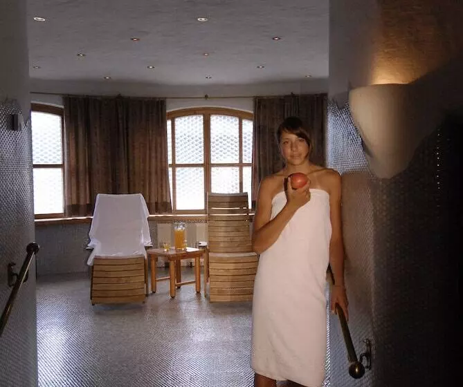 ホテル Weiler   Aktiv & Tradition