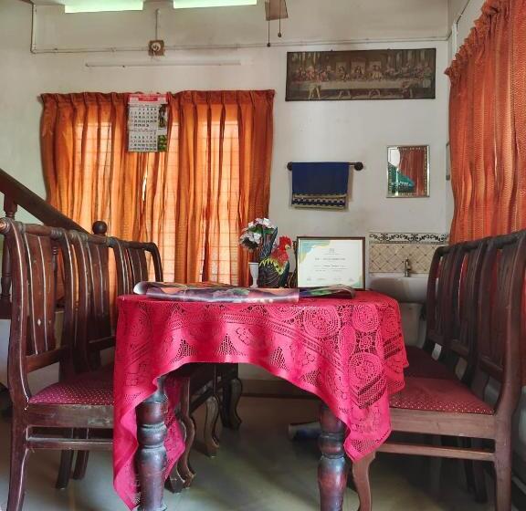 פנסיון Achayans Homestay Mararikulam