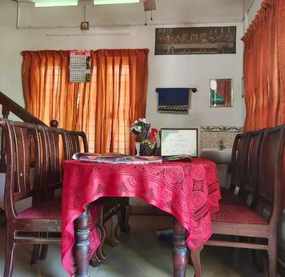 펜션 Achayans Homestay Mararikulam