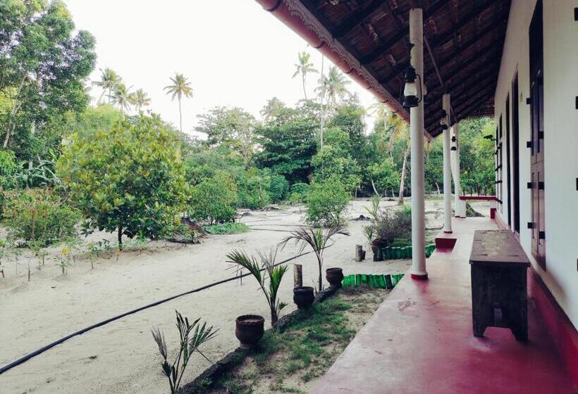 פנסיון Achayans Homestay Mararikulam