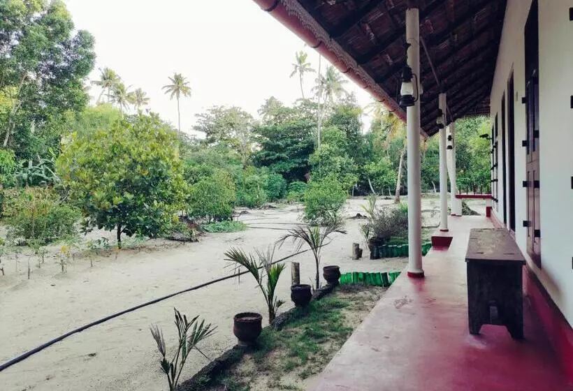 펜션 Achayans Homestay Mararikulam