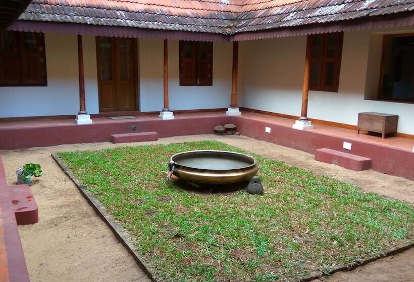 بنسيون Villa De Parrai