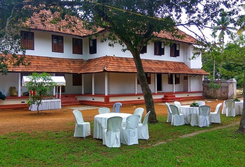 بنسيون Villa De Parrai