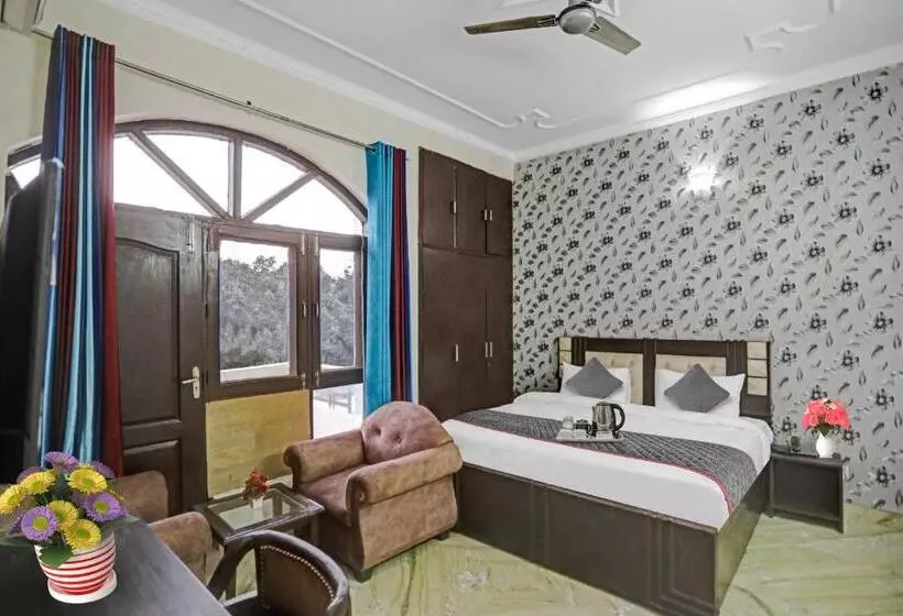 ホテル Townhouse The Premier View Near Iskcon Temple Noida