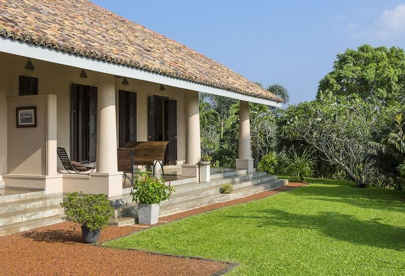 Villa Mayurana By Edwards Collection
