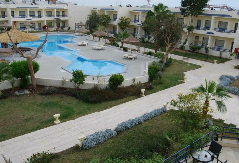 Cataract Resort Naama Bay