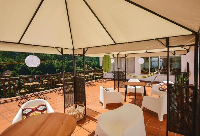 هاستل Nations Gerês Bed & Breakfast