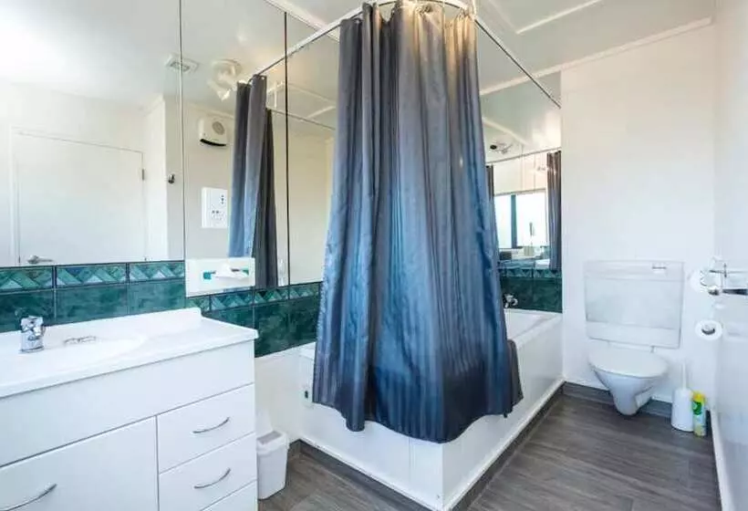 755 Regal Court Motel