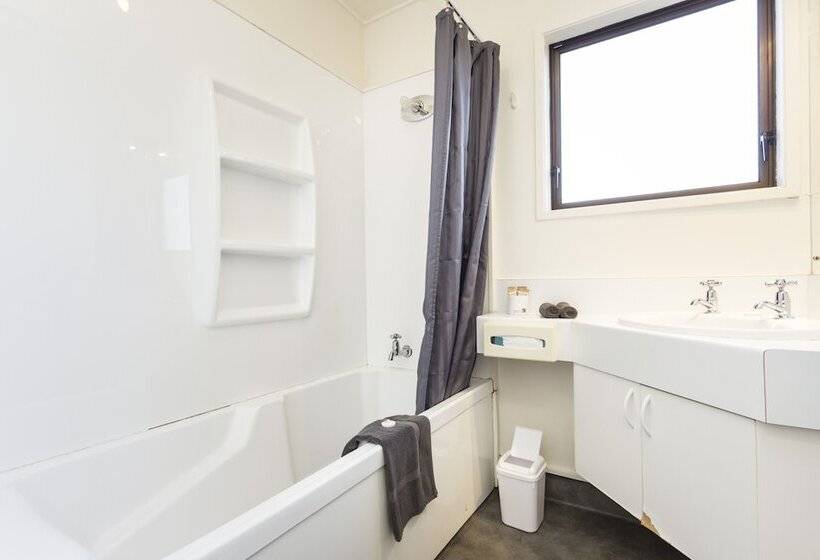 755 Regal Court Motel