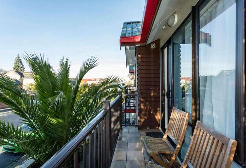 755 Regal Court Motel