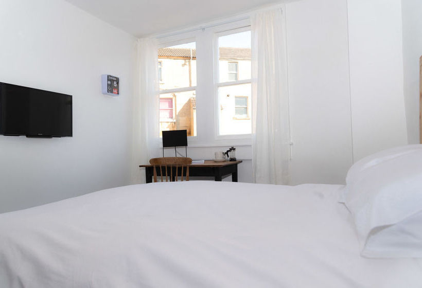 住宿加早餐  The Thief