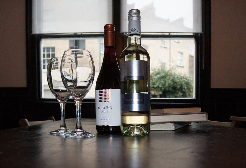 住宿加早餐  The Thief