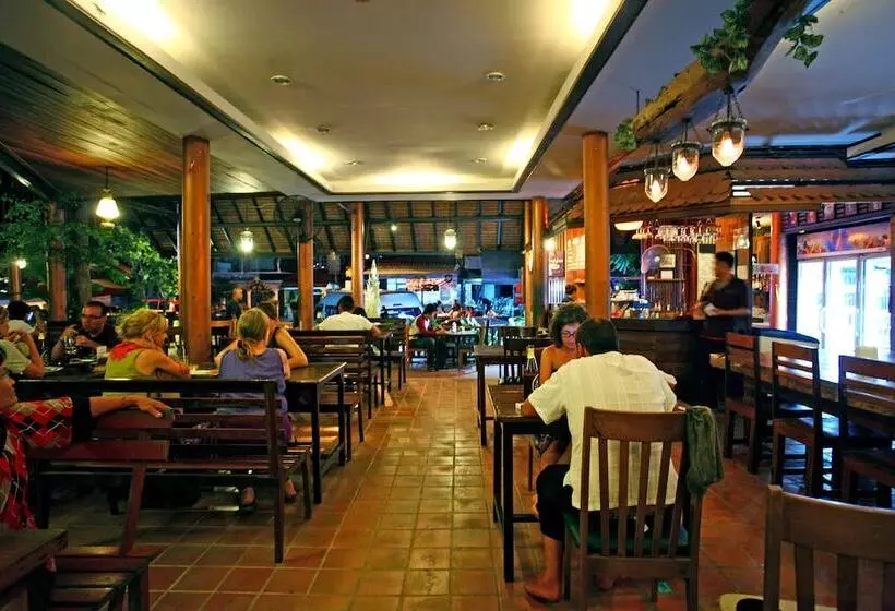 تختخواب و صبحانه Tony S Place Beds And Breakfast