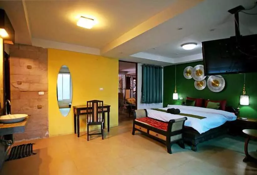 تختخواب و صبحانه Tony S Place Beds And Breakfast