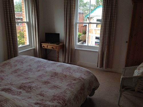 住宿加早餐  Vernon Lodge