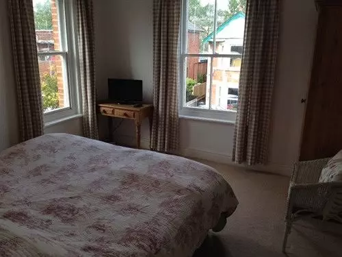 Bed and Breakfast Vernon Lodge