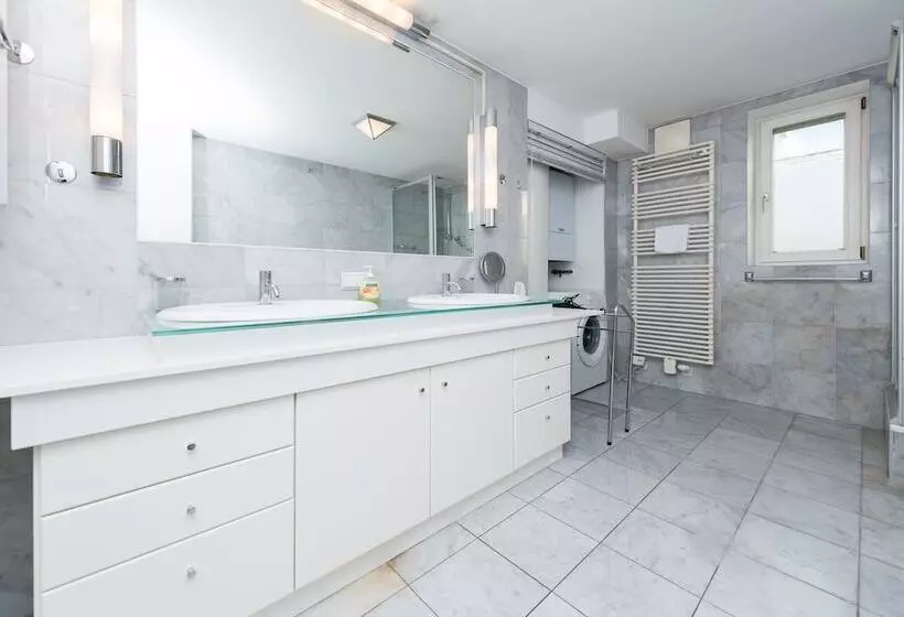 Duschel Apartments City Center