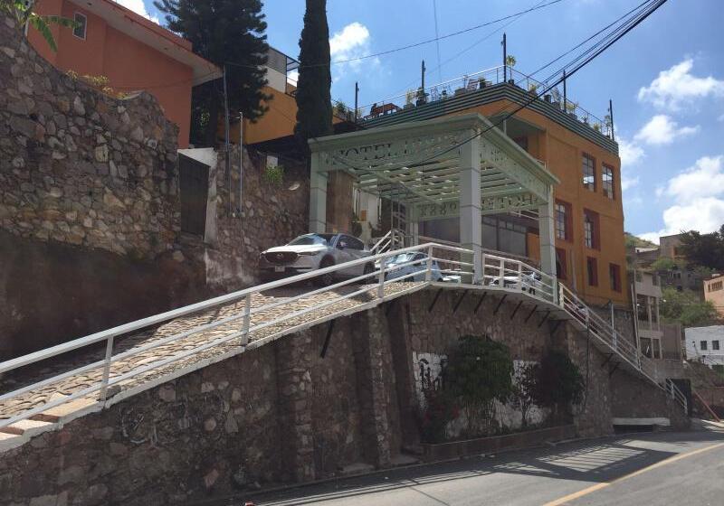 هتل 1988 Guanajuato