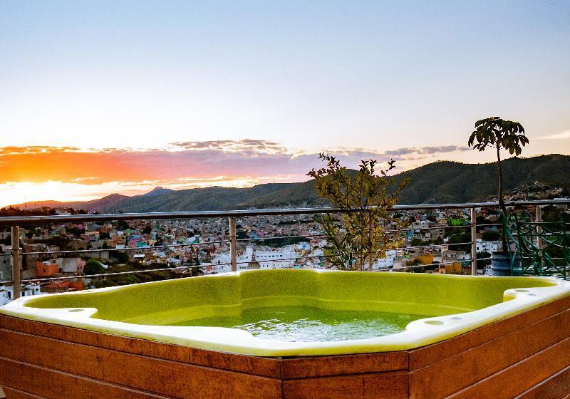 هتل 1988 Guanajuato