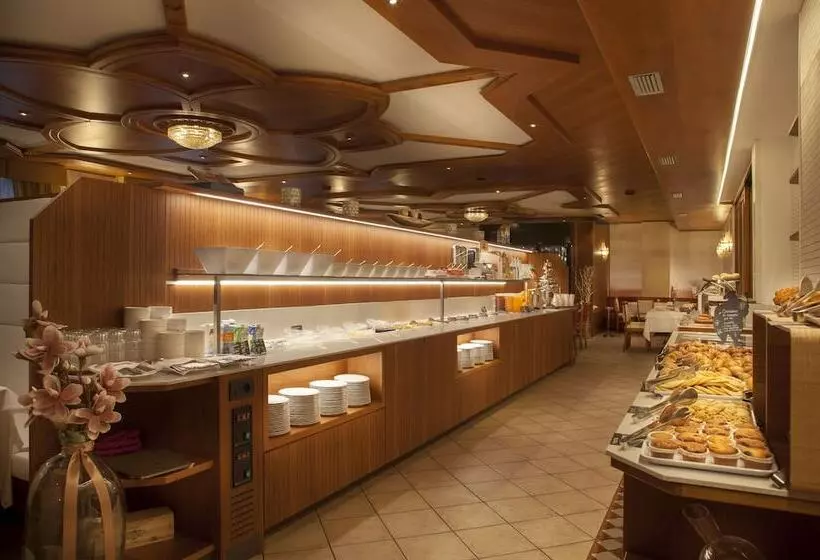 Adler Hotel Wellness & Spa   Andalo