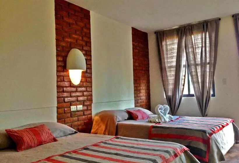 ホテル Axkan Palenque