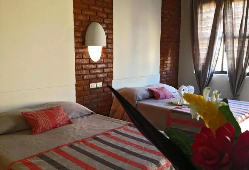 ホテル Axkan Palenque