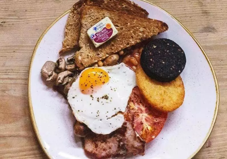 هتل Blackburne Arms ,24 Catharine Street