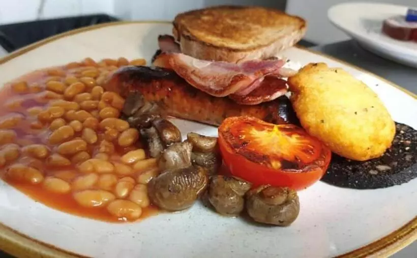 هتل Blackburne Arms ,24 Catharine Street