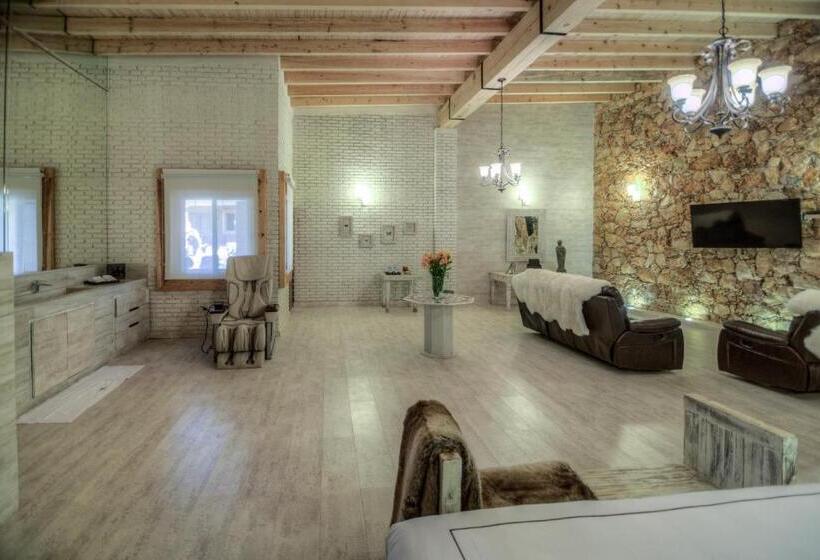 Отель Boutique Matea Inn