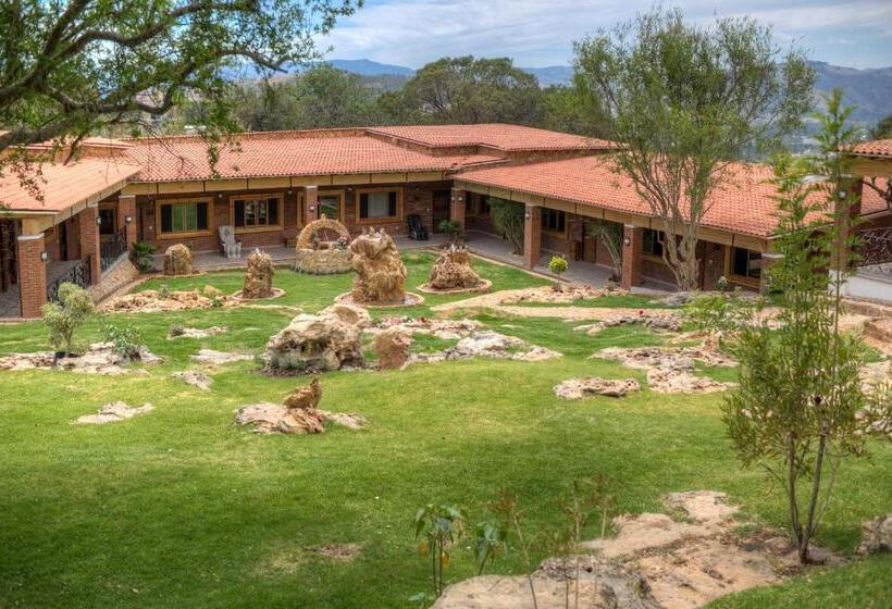 Отель Boutique Matea Inn