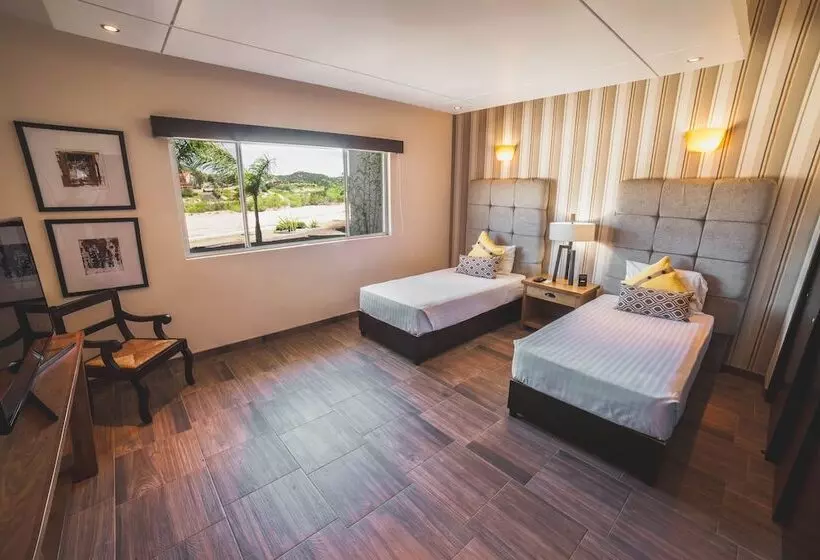 Отель Boutique Rancho Tecate