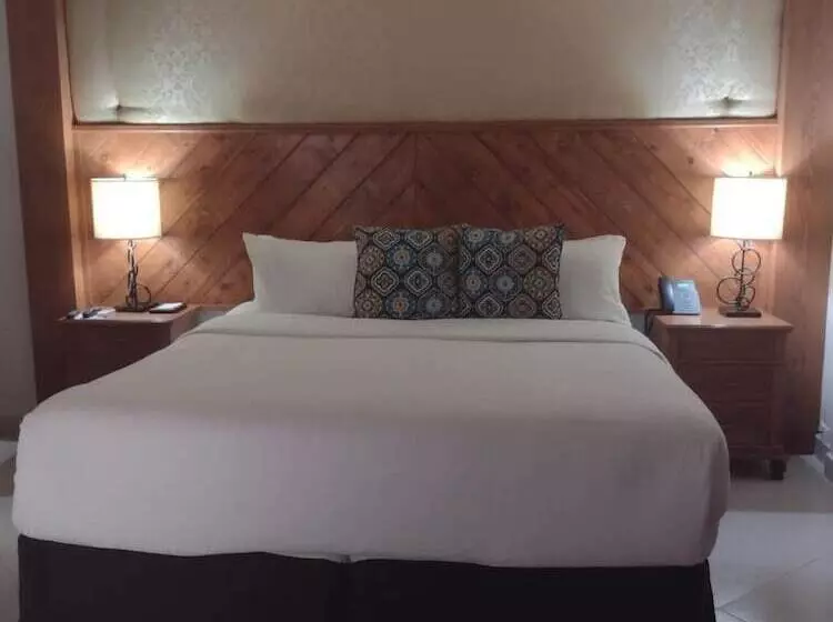 Отель Boutique Rancho Tecate