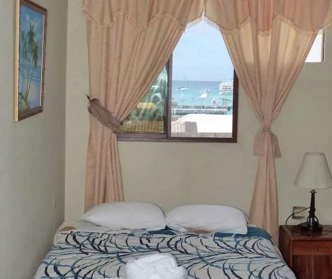 Hotel Castro Galapagos