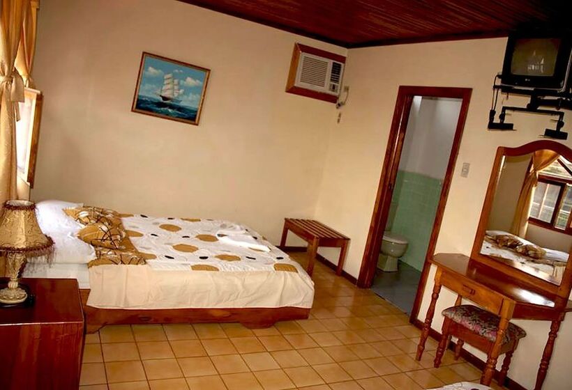 فندق Castro Galapagos