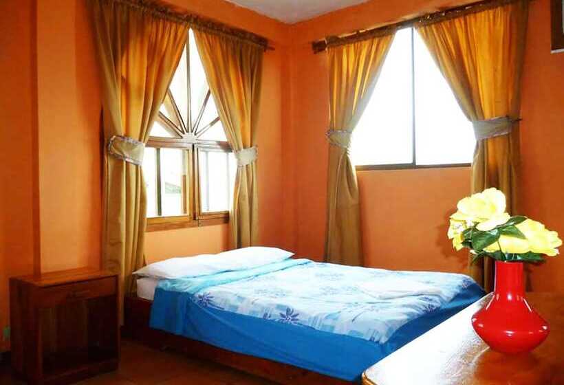 فندق Castro Galapagos