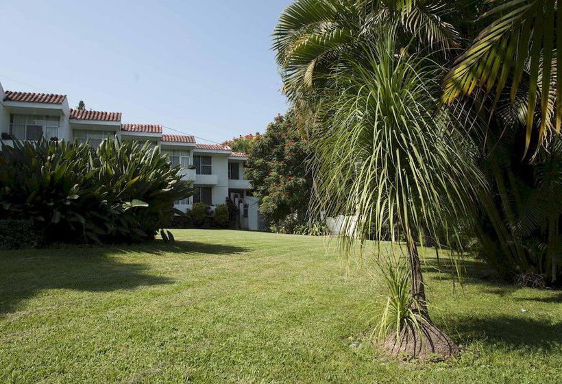 Отель Hacienda Del Rio Oaxtepec