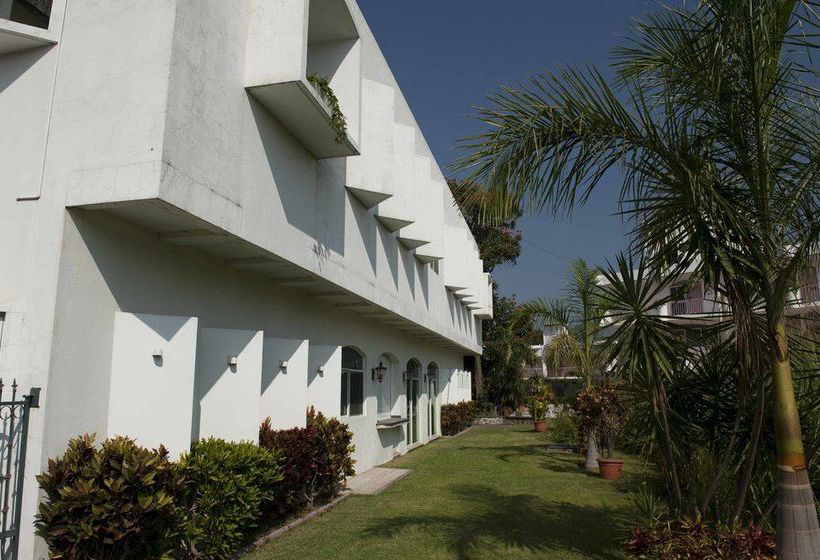 Отель Hacienda Del Rio Oaxtepec