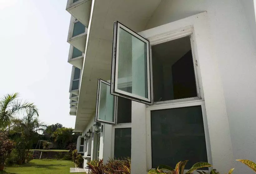 ホテル Hacienda Del Rio Oaxtepec