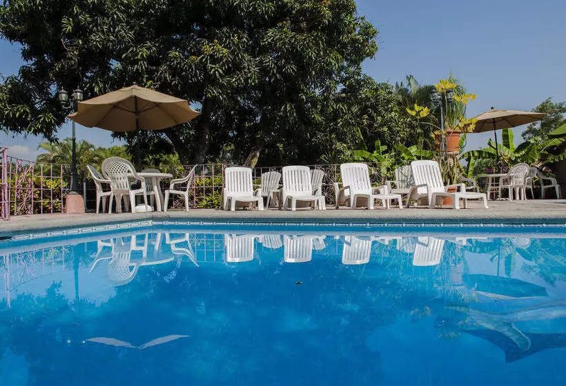 ホテル Hacienda Del Rio Oaxtepec