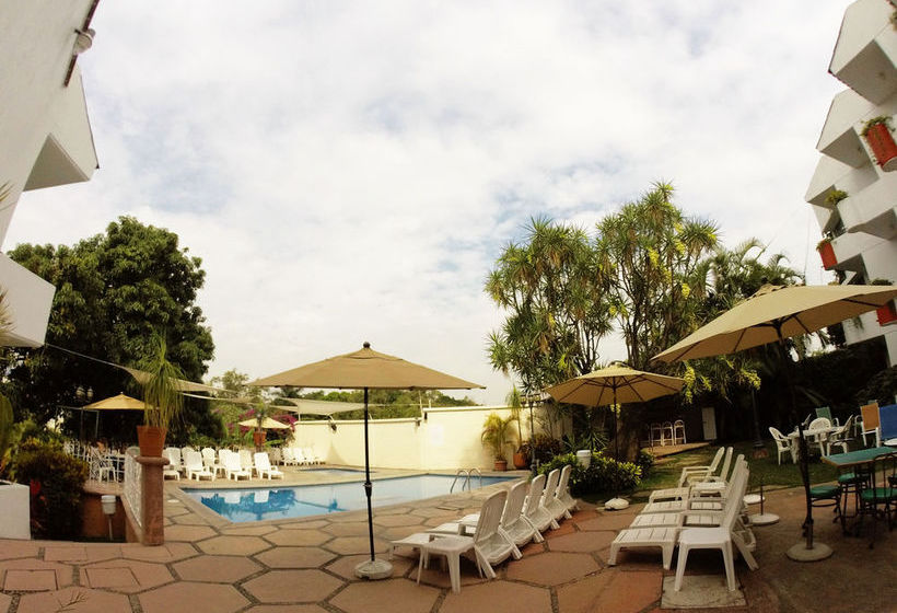 Отель Hacienda Del Rio Oaxtepec