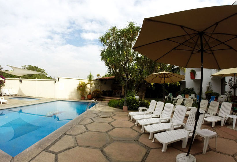 Отель Hacienda Del Rio Oaxtepec